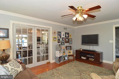 713 Old Fritztown Rd, Reading, PA 19608 - photo 7