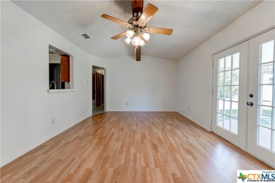 1005 N 4th St, Copperas Cove, TX 76522 - photo 6