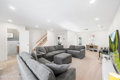 28 Berry Ct #576 Staten Island, NY-10