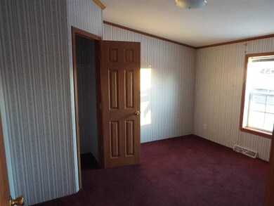 652 Titus Hill Rd, Colebrook, NH 03576 - photo 7