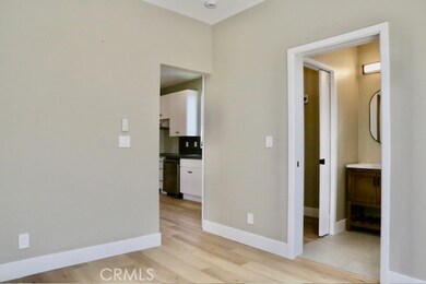 729 Center St unit C, Costa Mesa, CA 92627 - photo 6