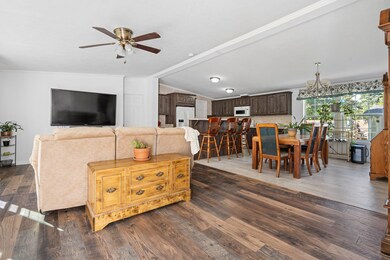 8 Buddy St, Hooksett, NH 03106 - photo 4