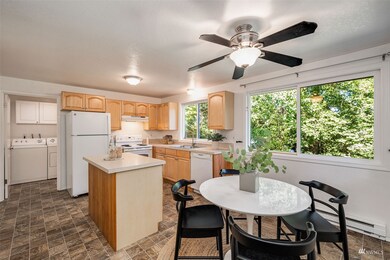 12110 11th Place W unit 1 & 2, Everett, WA 98204 - photo 5