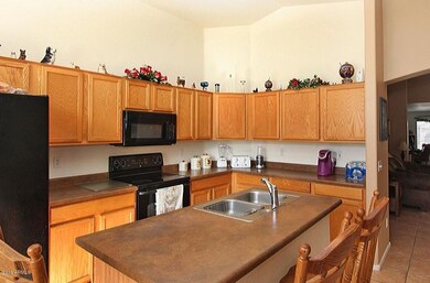 Kitchen (2)