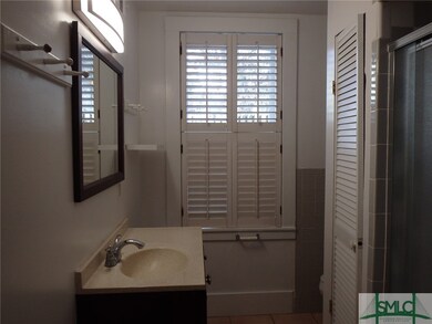 114 E Jones St unit A, Savannah, GA 31401 - photo 7