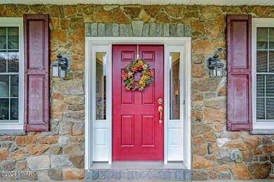 104 Stonefield Dr unit L2, Jefferson Township, PA 18436 - photo 6