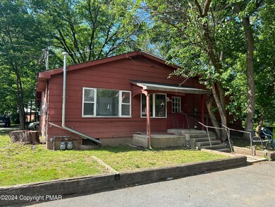52 Garden St, Stroudsburg, PA 18360 - photo 2
