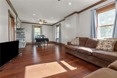 Lovely open living room to dining room concept.