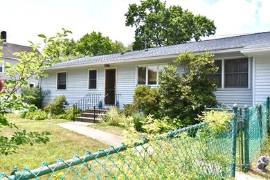 9 Holyoke St, Easthampton, MA 01027 - photo 2