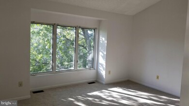 3601 Elizabeths Ct, North Wales, PA 19454 - photo 6