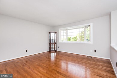 5968 Elk Forest Ct, Elkridge, MD 21075 - photo 3