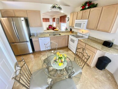 226 Langford Park Dr, Davenport, FL 33897 - photo 4