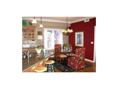 Kitchen/Dining Combo