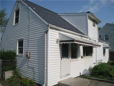 Exterior Back