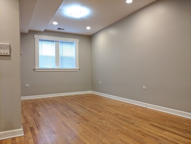 2743 W Arthur Ave unit G, Chicago, IL 60645 - photo 2