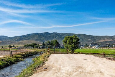 2537 E White Buffalo Dr unit 8, Heber City, UT 84032 - photo 3