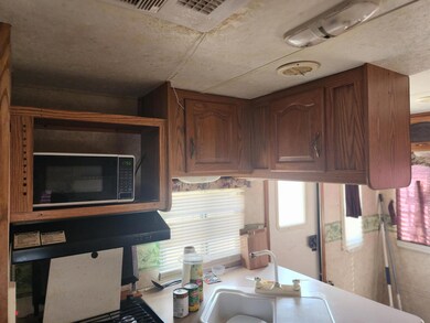 5672 Purdy Ln unit In The Back, West Palm Beach, FL 33415 - photo 7