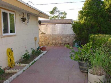 10213 Garwood Ct, El Paso, TX 79925 - photo 7