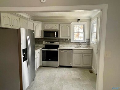 147 Whittier St, Gadsden, AL 35901 - photo 4