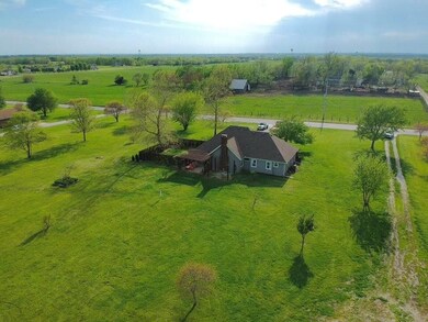 19305 S School Rd, Raymore, MO 64083 - photo 3