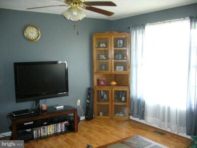 147 Sassafras Ln, Wardensville, WV 26851 - photo 4