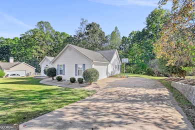 40 Paces Landing Trail, Newnan, GA 30263 - photo 4