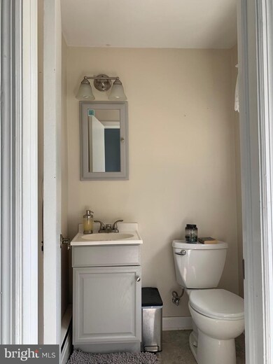 2114 Peachtree Dr, Wilmington, DE 19805 - photo 6