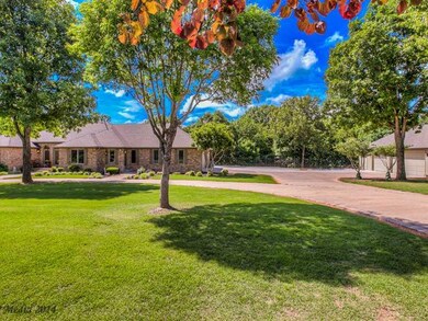 Exterior Front. TOP QUALITY OF EVERTHING