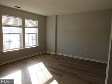 80 Lieutenant Ct, Bunker Hill, WV 25413 - photo 2