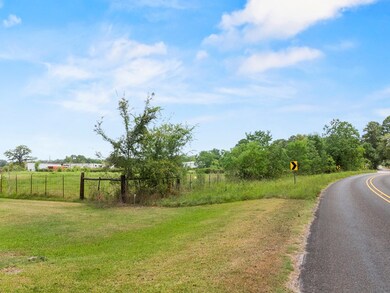 lots of road frontage