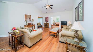 711 E Pipers Glen, Shallotte, NC 28470 - photo 4