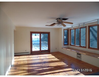 345 Partridge St, Gardner, MA 01440 - photo 3