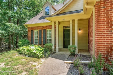 6193 Spring Hill Dr, Olive Branch, MS 38654 - photo 2