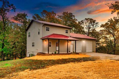 Table Rock Lake Shop House
