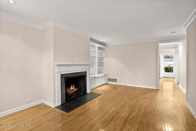 15 Le Grande Ave unit 4, Greenwich, CT 06830 - photo 4