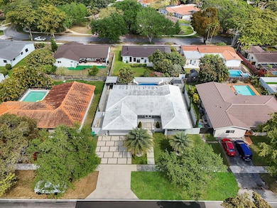 6951 Miami Lakeway S, Hialeah, FL 33014 - photo 2