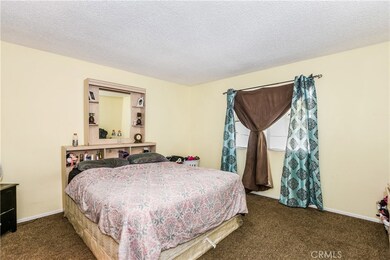 12220 Carnation Ln unit D, Moreno Valley, CA 92557 - photo 7