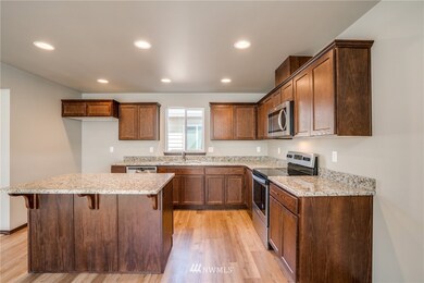 479 S Kansas Loop, East Wenatchee, WA 98802 - photo 3