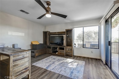 4687 Knickerbocker Ln, Riverside, CA 92501 - photo 5