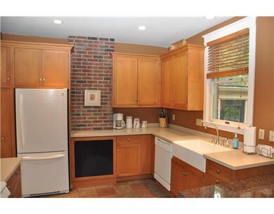 Kitchen. UPSCALE,FULLY EQUIPPED KITCHEN