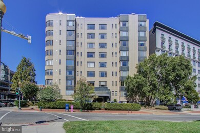 General Scott Apartments unit 405, Washington, DC 20036 - photo 2