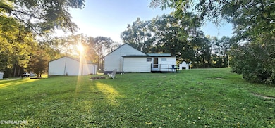 407 Ramsey Rd, Winfield, TN 37892 - photo 4