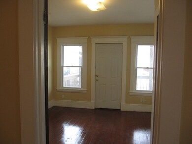 43 Hollywood St unit 1L, Springfield, MA 01108 - photo 7