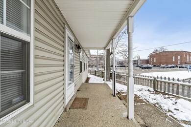 578 Lilly Ave, Louisville, KY 40217 - photo 4