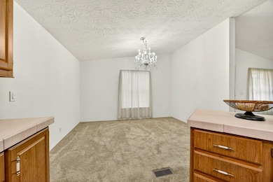 3431 S Pacific Hwy unit SPC 64, Medford, OR 97501 - photo 7