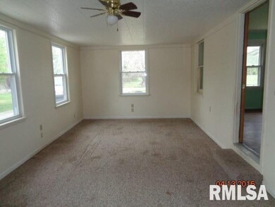 1416 Dorris Heights Rd, Harrisburg, IL 62946 - photo 4