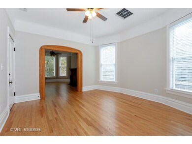 4854 N Seeley Ave, Chicago, IL 60625 - photo 3
