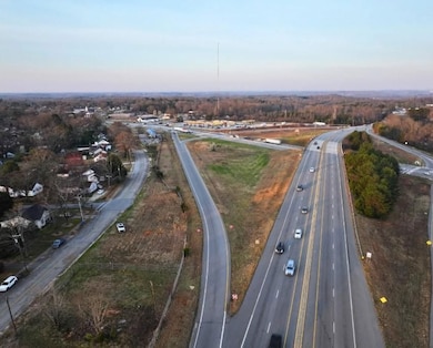 1918 Old Easley Bridge Rd, Greenville, SC 29611 - photo 3