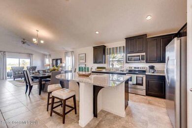 Glenhurst-small-006-11-Kitchen-666x445-7