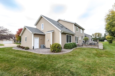 1271 Thomas Trail, Oconomowoc, WI 53066 - photo 4